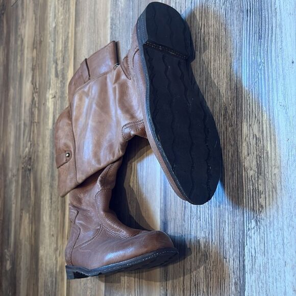 OTBT Petaluma tall riding boots SZ 9.5 - Picture 2 of 9